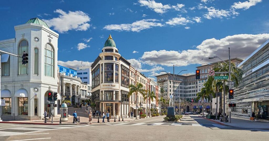 walk around Rodeo Drive